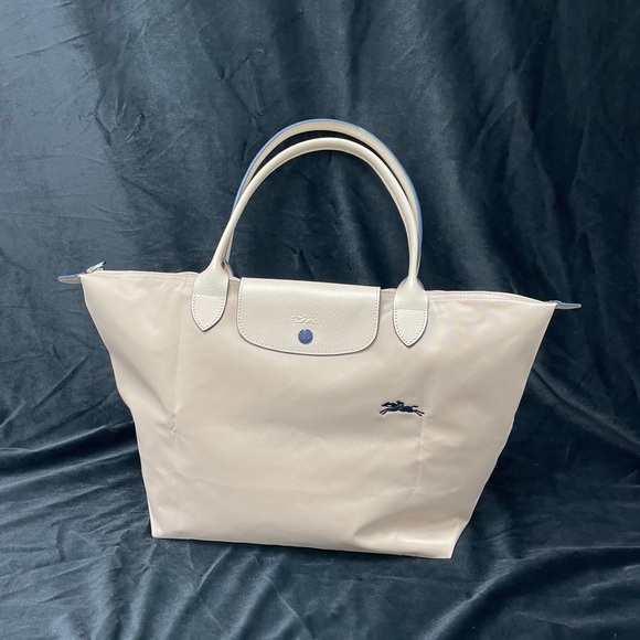 🏝️🐠Brand New 👜Longchamp  Tote Bag size large  Hawthorn White - Picture 1 of 9